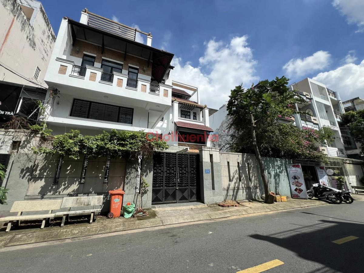 Cho thuê Villa Phường Bình Phú (Quận 6)