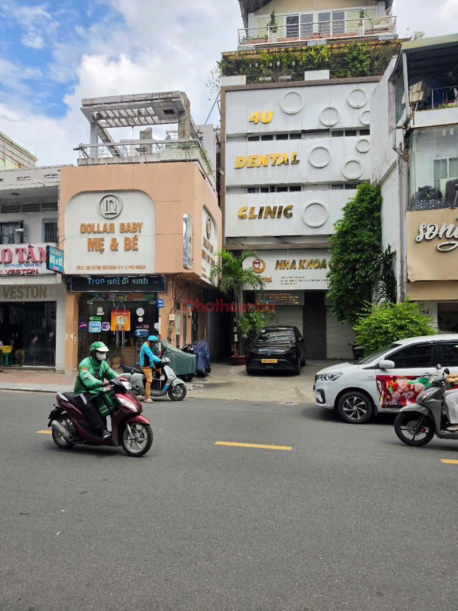 58 triệu! Cho thuê Mặt Tiền Huỳnh Văn Bánh, Phú Nhuận - Nở hậu 9,5x15m - 3 Tầng