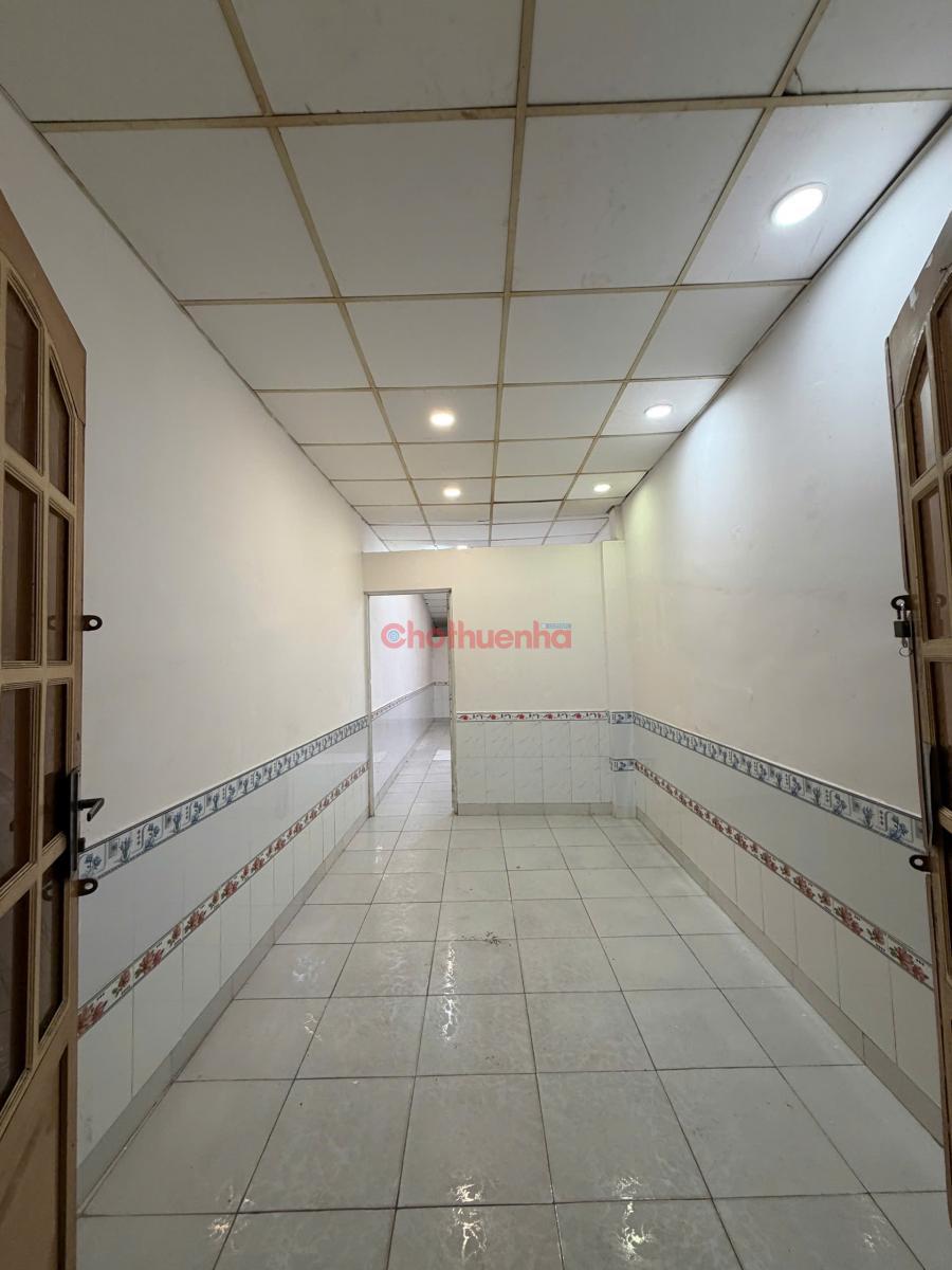 Cho thuê nhà nguyên căn 489A/2 Hậu Giang P. 11 Q. 6