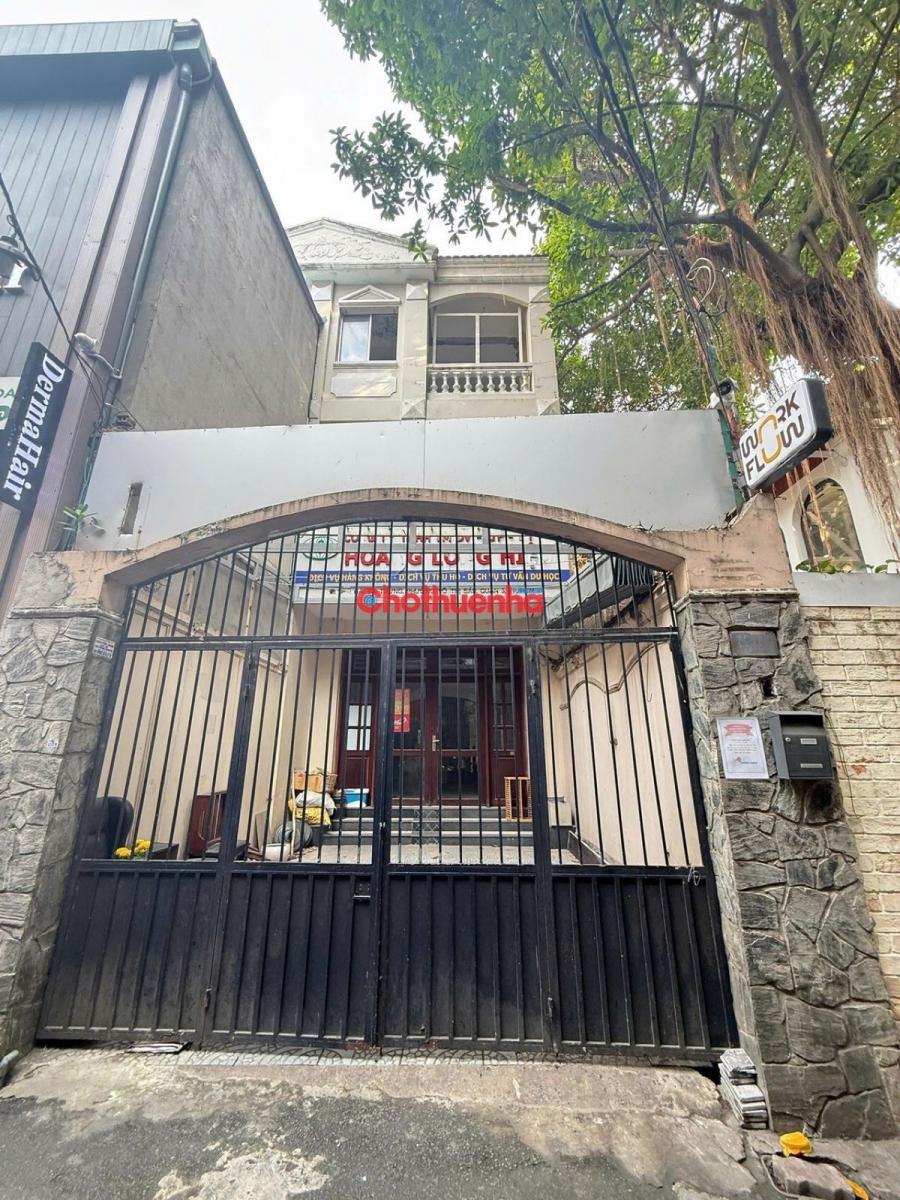 CHO THUÊ NHÀ QUẬN 3. HẺM XE HƠI 5 X 25M 3 TẦNG