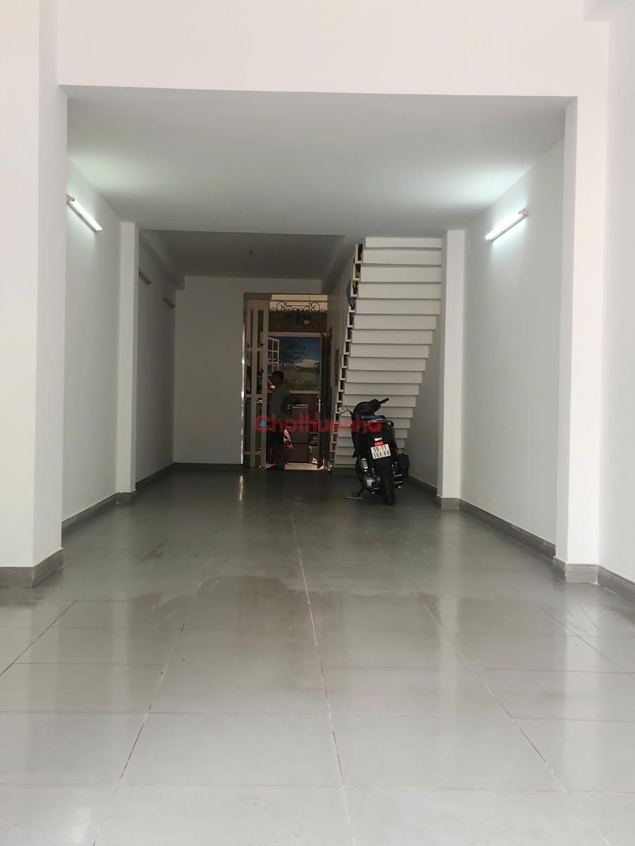 CHO THUÊ MẶT BẰNG KÝ CON, PHƯỜNG NGUYỄN THÁI BÌNH, QUẬN 1\r\nDiện tích: 4x16m.