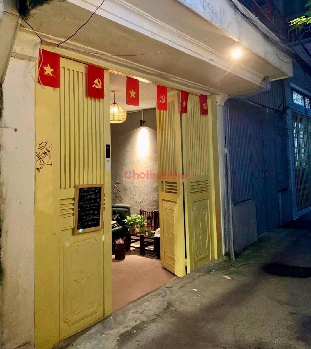 SANG NHƯỢNG MẶT BẰNG KINH DOANH CAFE 4 TẦNG Ở YÊN LÃNG, ĐỐNG ĐA