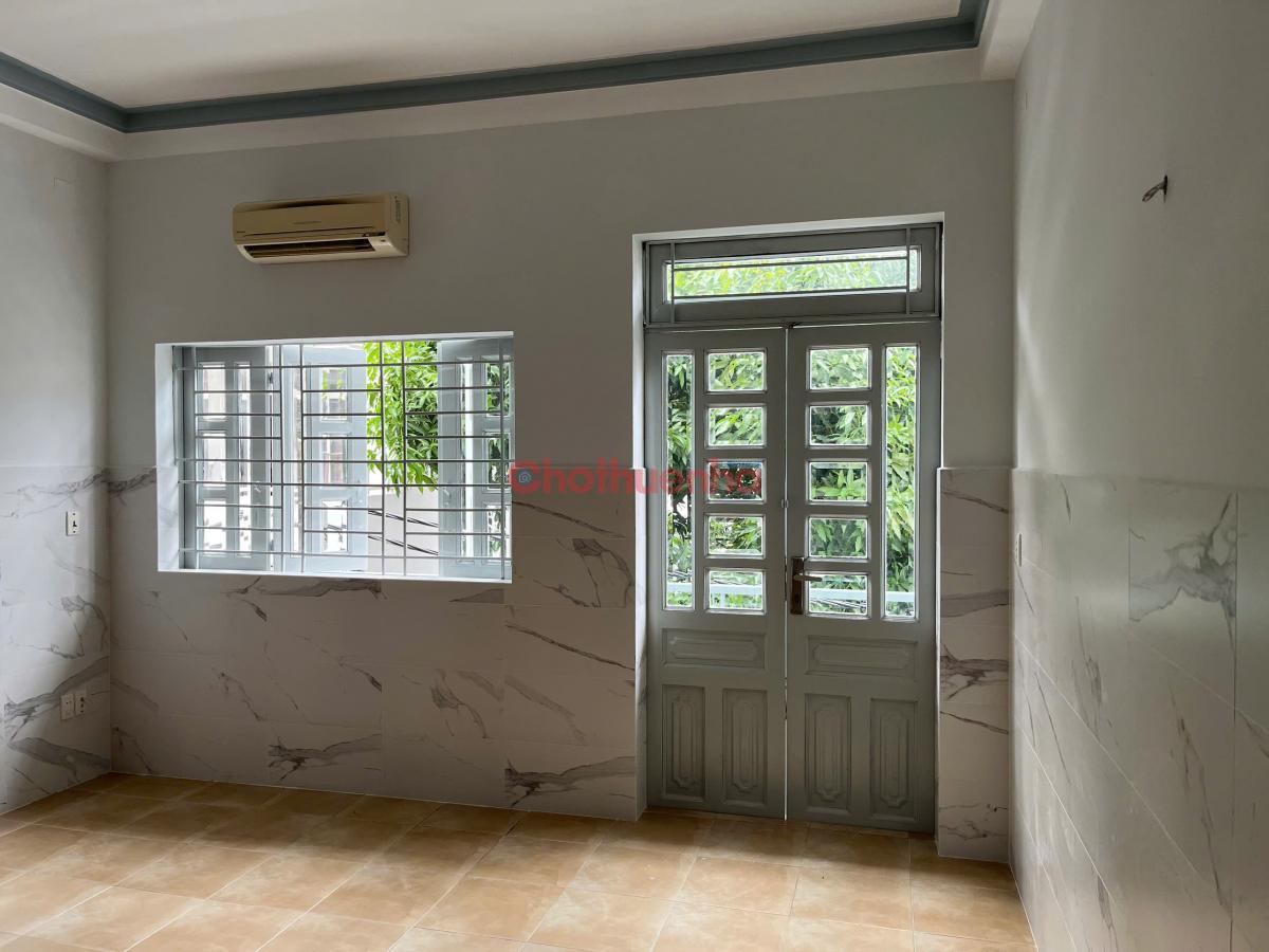 Cho thuê nhà nguyên căn cạnh ngay Lăng Cha Cả