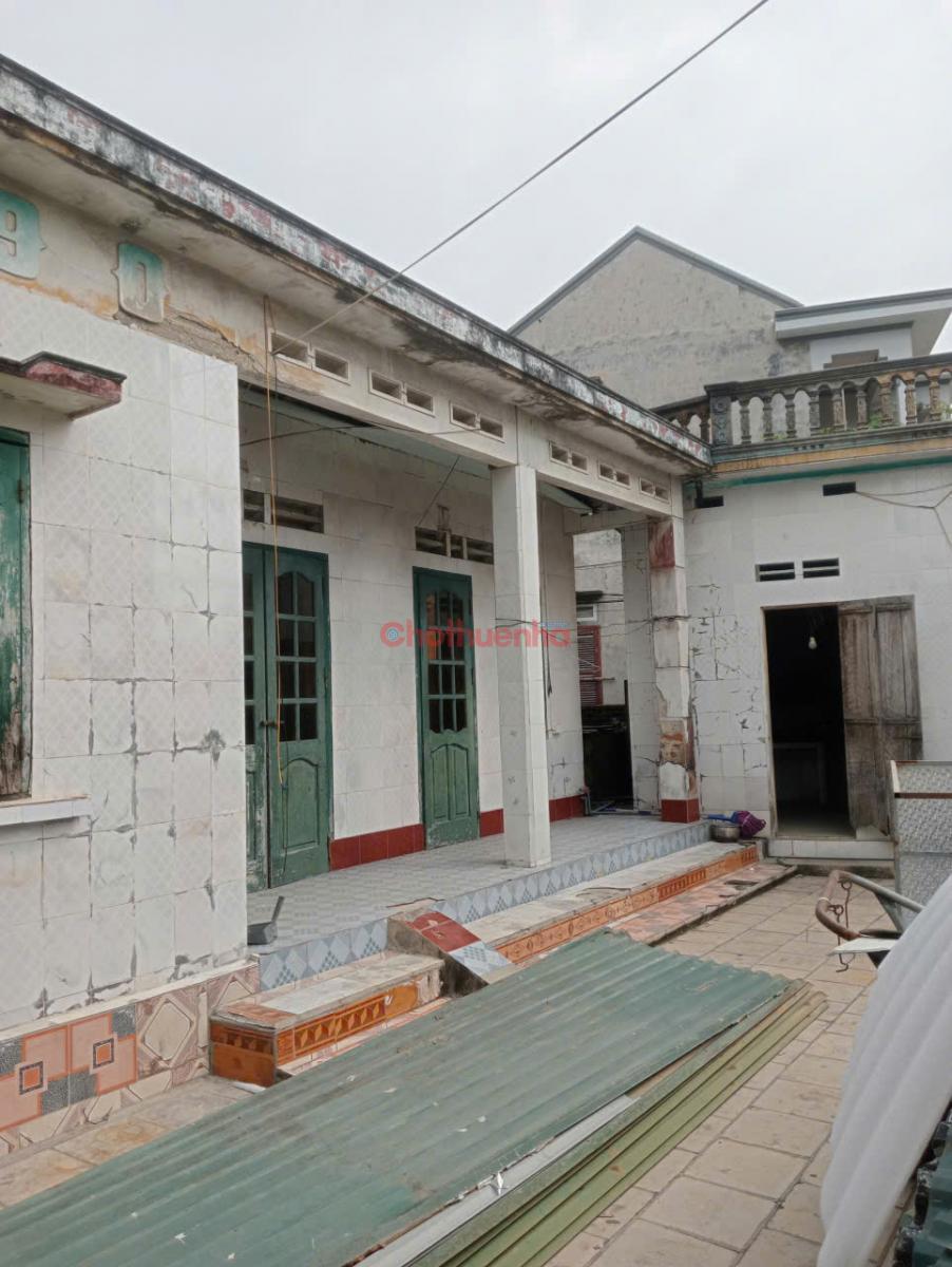 CHo thuê nhà diện tích nhà là 55m diện thích đất là 210m
