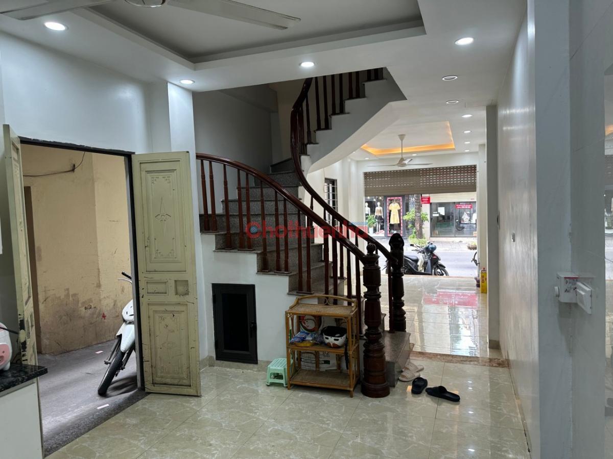 Cho thuê nhà mặt phố Thụy Khuê,diện tích 50m² gần Hồ Tây – Mặt tiền 3,5m, phù hợp kinh doanh, văn phòng