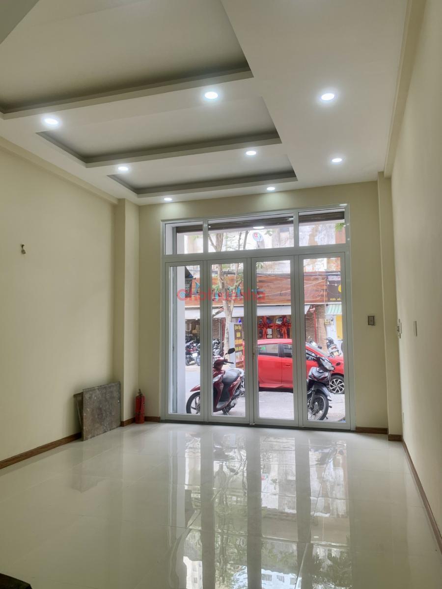 Cho thuê căn hộ mặt tiền đường cc Tôn Thất Thuyết – Q4 làm văn phòng/spa/cafe, để ở và kinh doanh