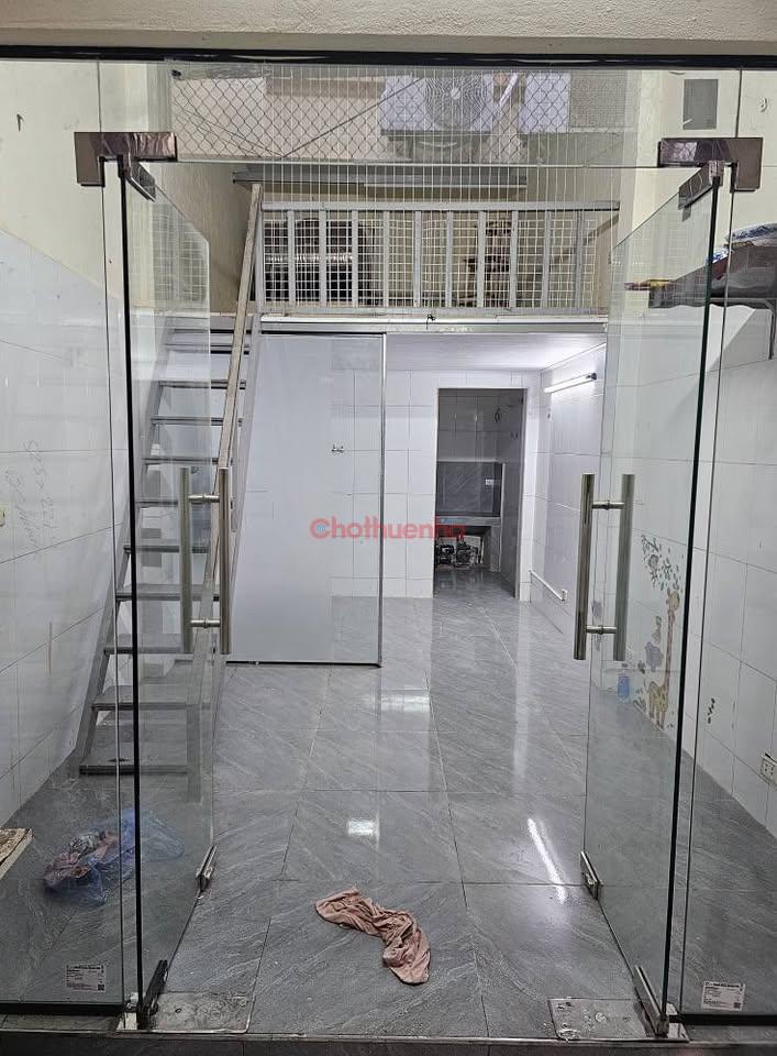 Cho thuê nhà cấp 4 phố Định Công