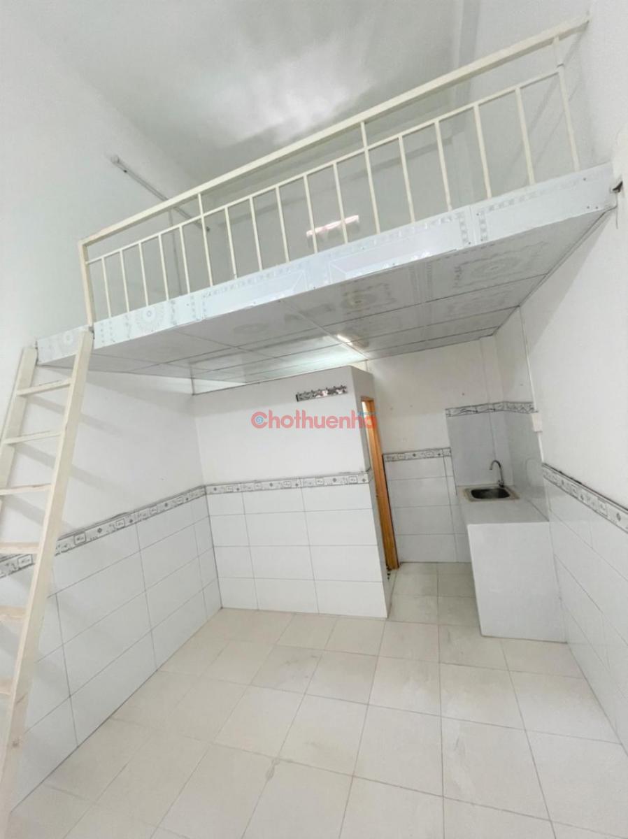 Cho thuê phòng ngay Làng Đại học khu B5 - gần TDTU