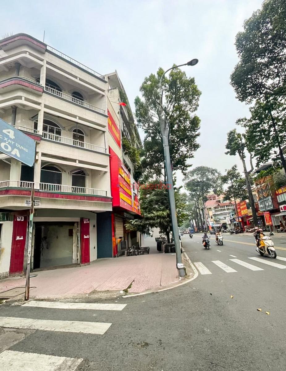 CHO THUÊ MẶT BẰNG GÓC 2 MẶT TIỀN NGUYỄN CHÍ THANH - QUẬN 11 – GẦN BV CHỢ RẪY