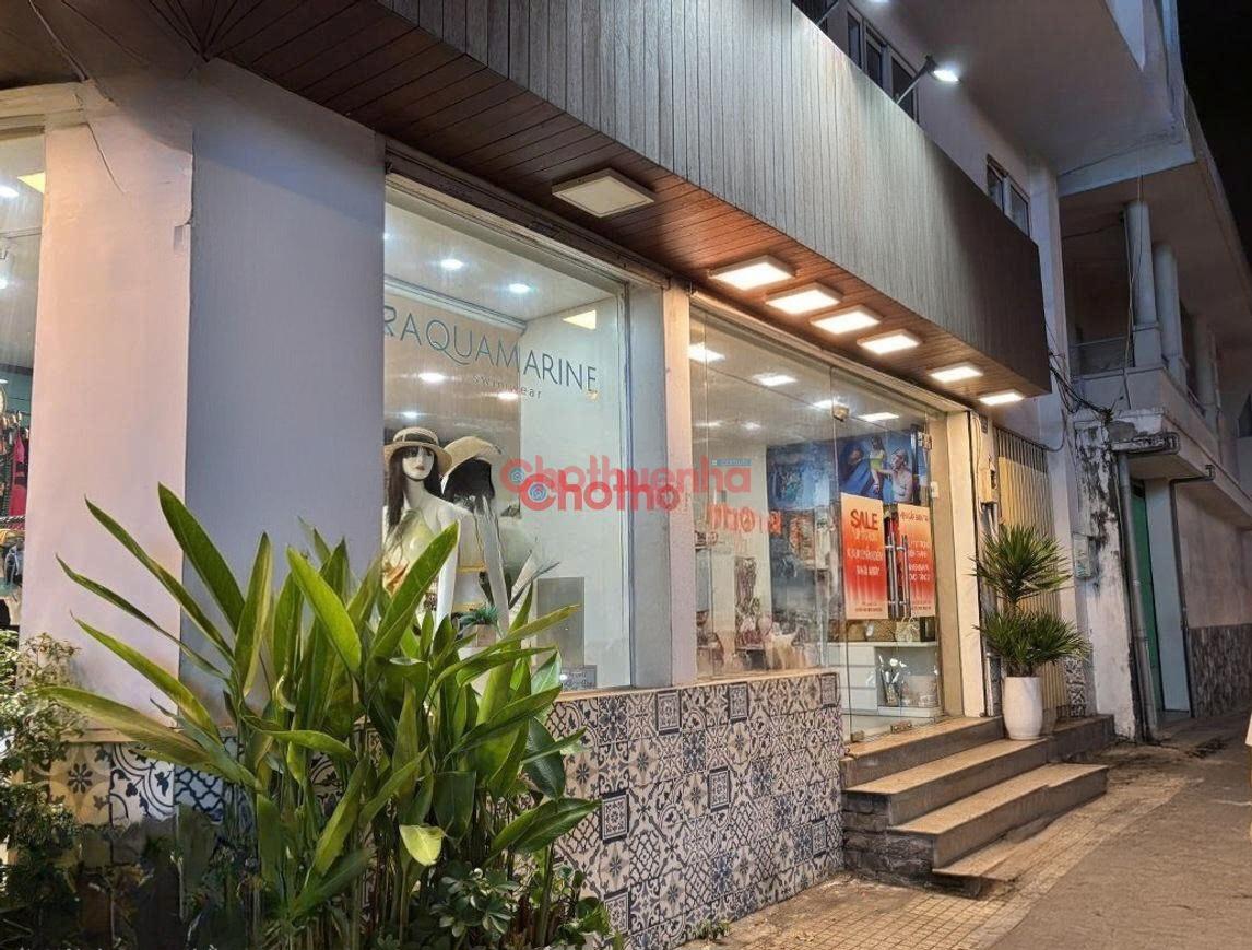 Cho thuê mặt bằng góc 2 mặt tiền Điện Biên Phủ, Quận 3