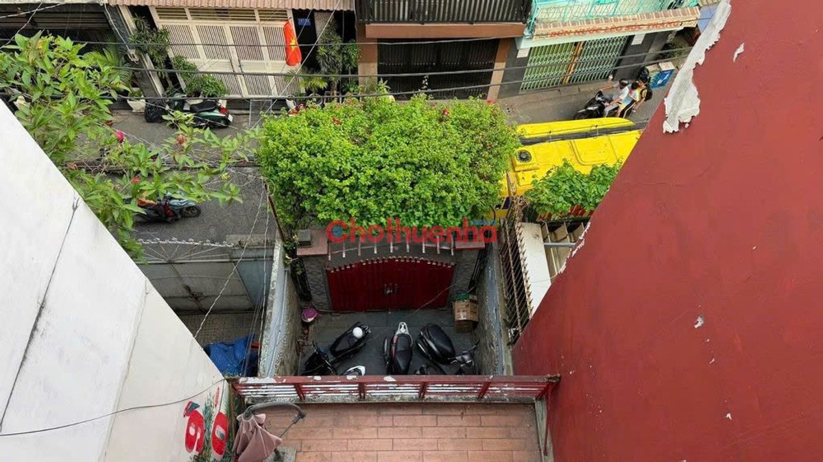 CHO THUÊ NHÀ NGUYÊN CĂN CÔ GIANG PHÚ NHUẬN - NHÀ CÓ SÂN BỰ CỰC CHILL