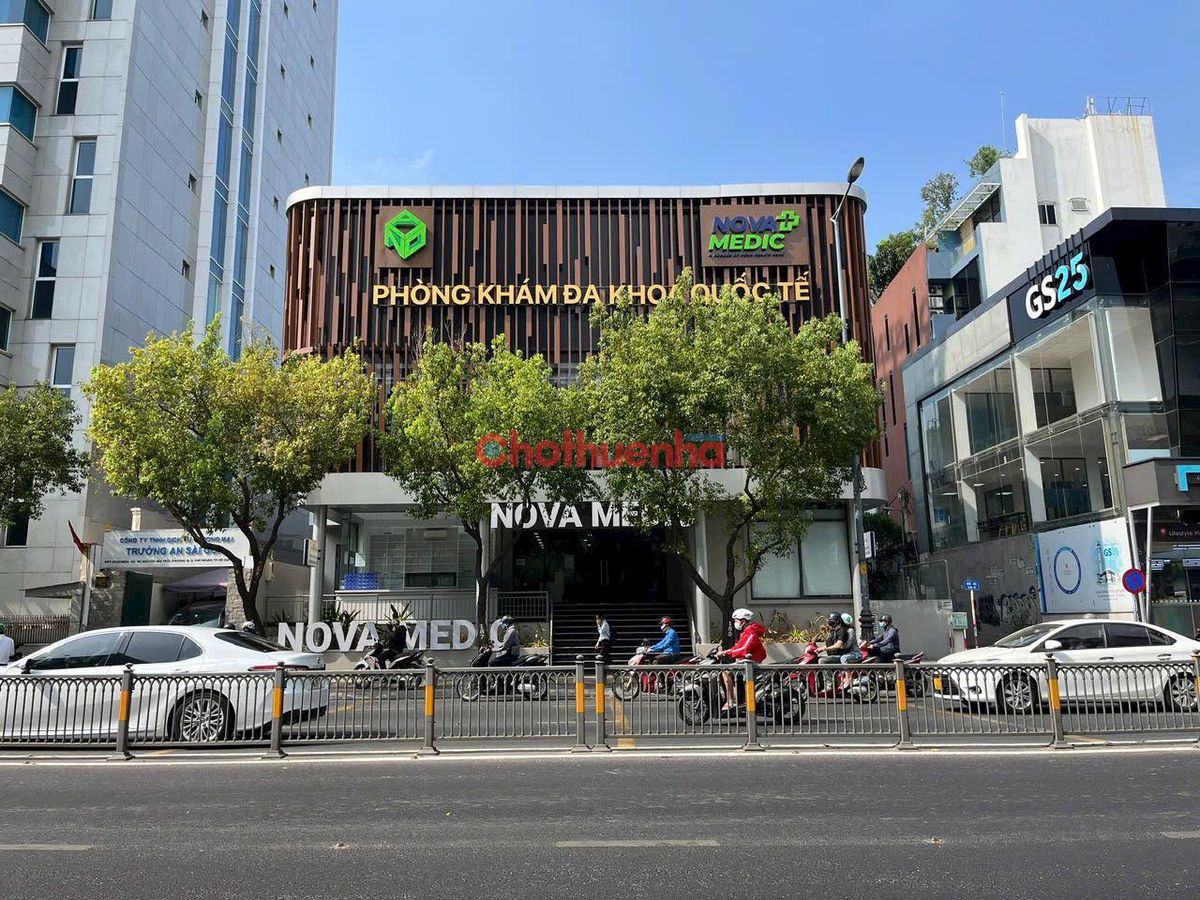 Cho thuê Toà nhà văn phòng mặt tiền đường Nguyễn văn Trỗi Phú Nhuận