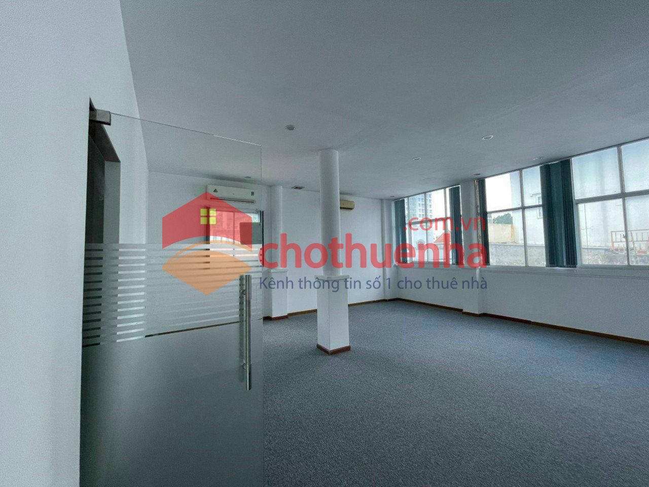 CHO THUÊ VĂN PHÒNG – TẦNG 3 TÒA NHÀ MẶT TIỀN QUẬN 10 - 45M2