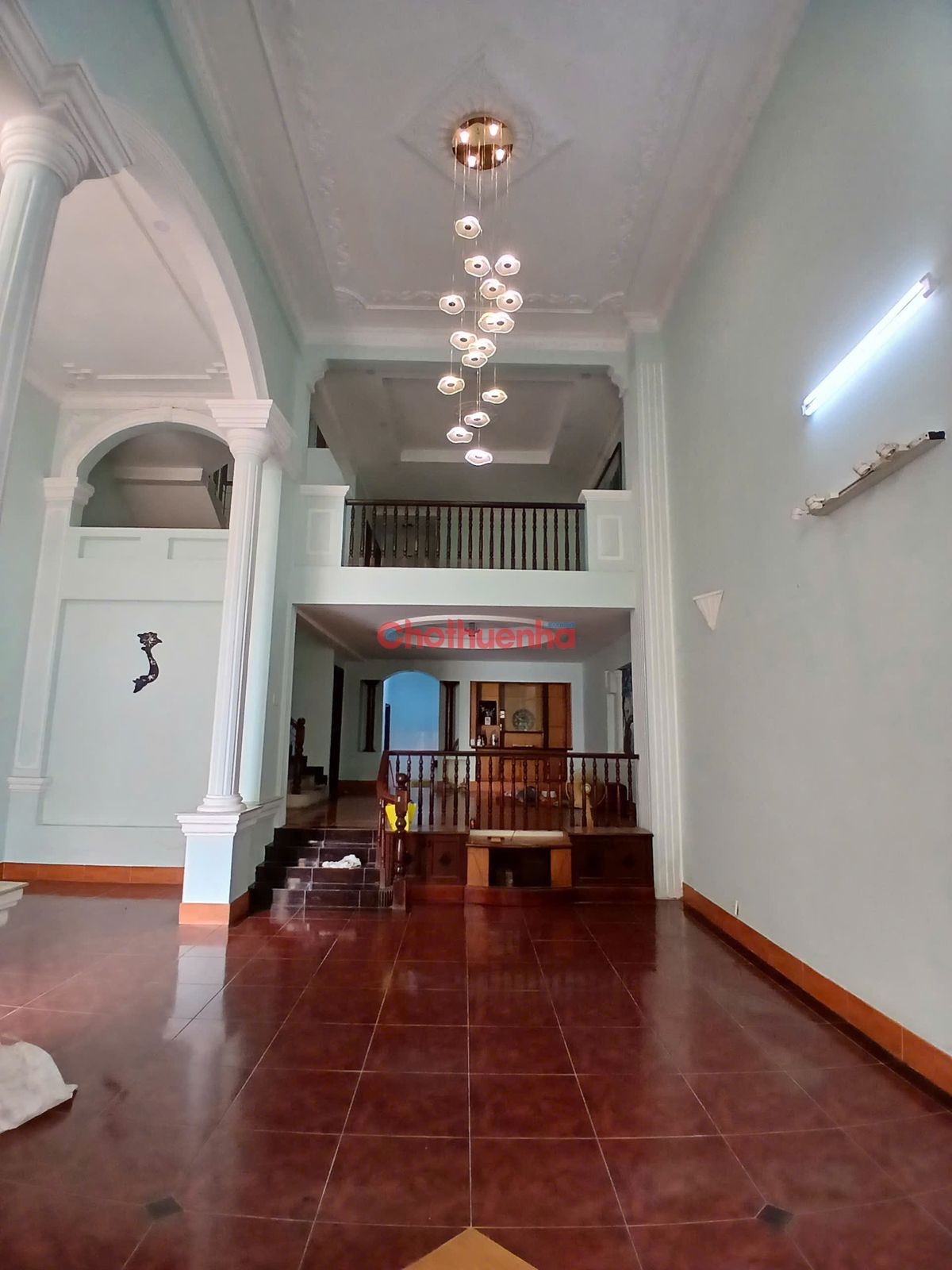 CHO THUÊ VILLA NGUYÊN CĂN CỘNG HÒA TÂN BÌNH GẦN SÂN BAY PHÙ HỢP MỞ CAFE VĂN PHÒNG