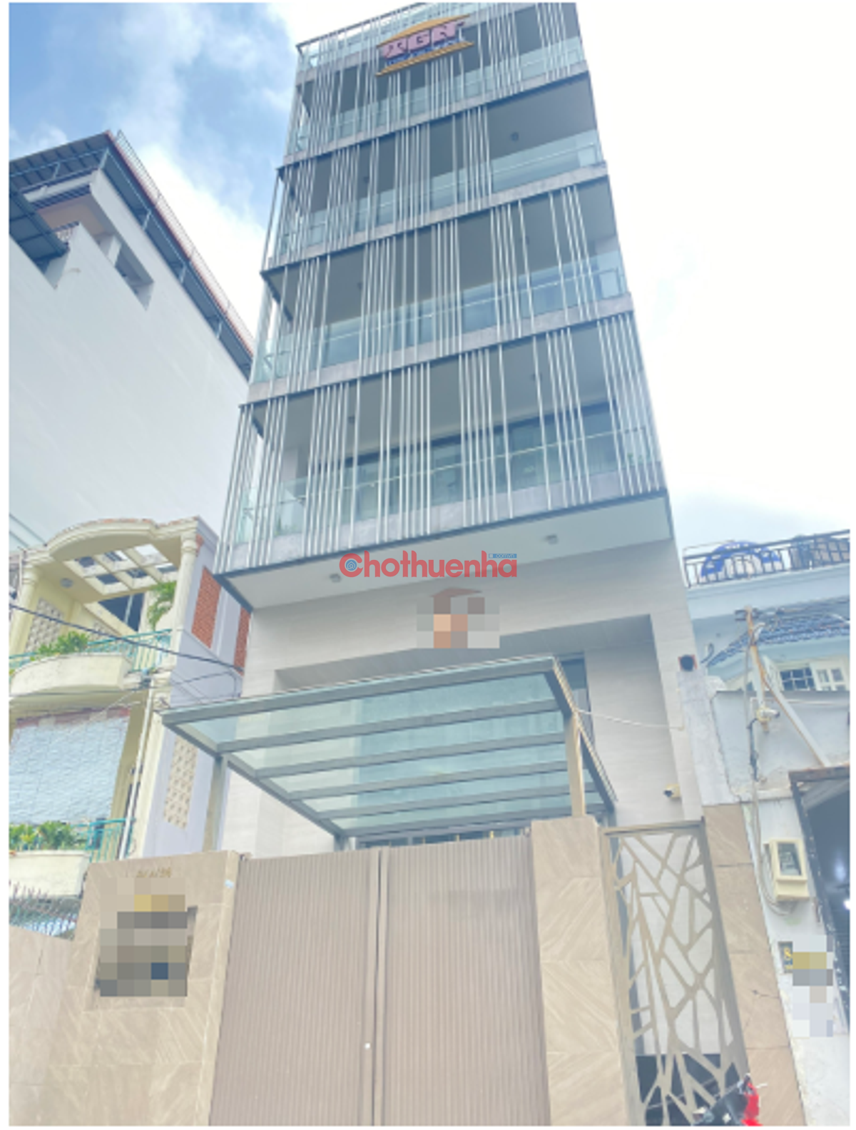 Toà Nhà Cho Thuê DT 10x21 15 Phòng Đã Full Nội Thất