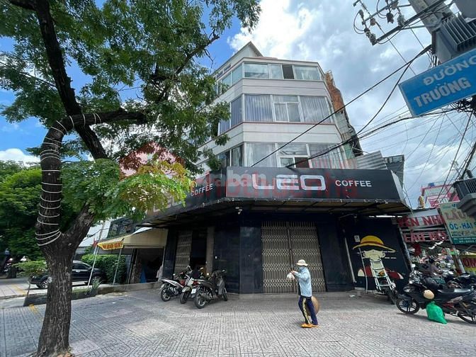 CHO THUÊ NHÀ NGUYÊN CĂN GÓC 2 MẶT TIỀN – ĐƯỜNG TRƯỜNG SƠN, P.15, QUẬN 10