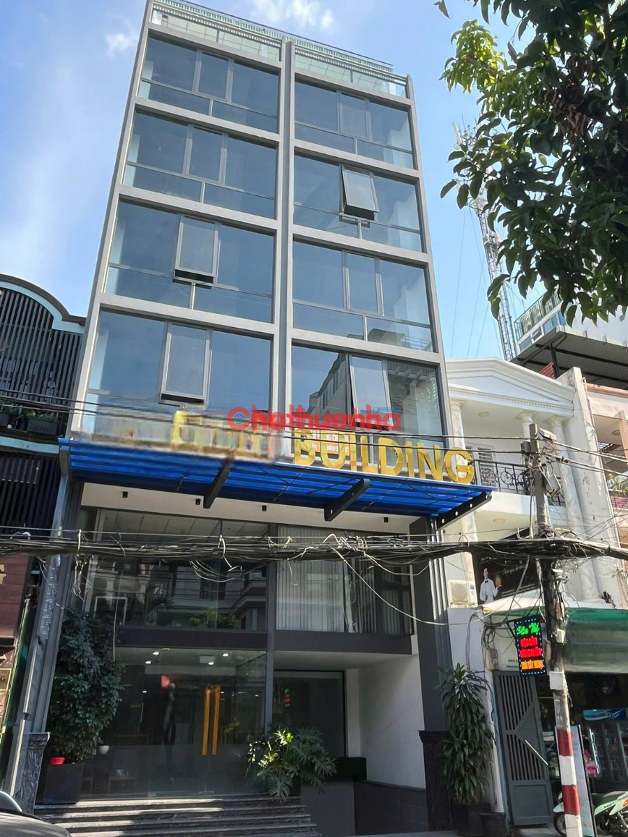 TÒA NHÀ VĂN PHÒNG CÓ HẦM, NGANG GẦN 10M - MỚI 100% – MẶT TIỀN ĐẮC ĐỊA, GẦN SÂN BAY – GIÁ CHỈ TỪ 8.500$