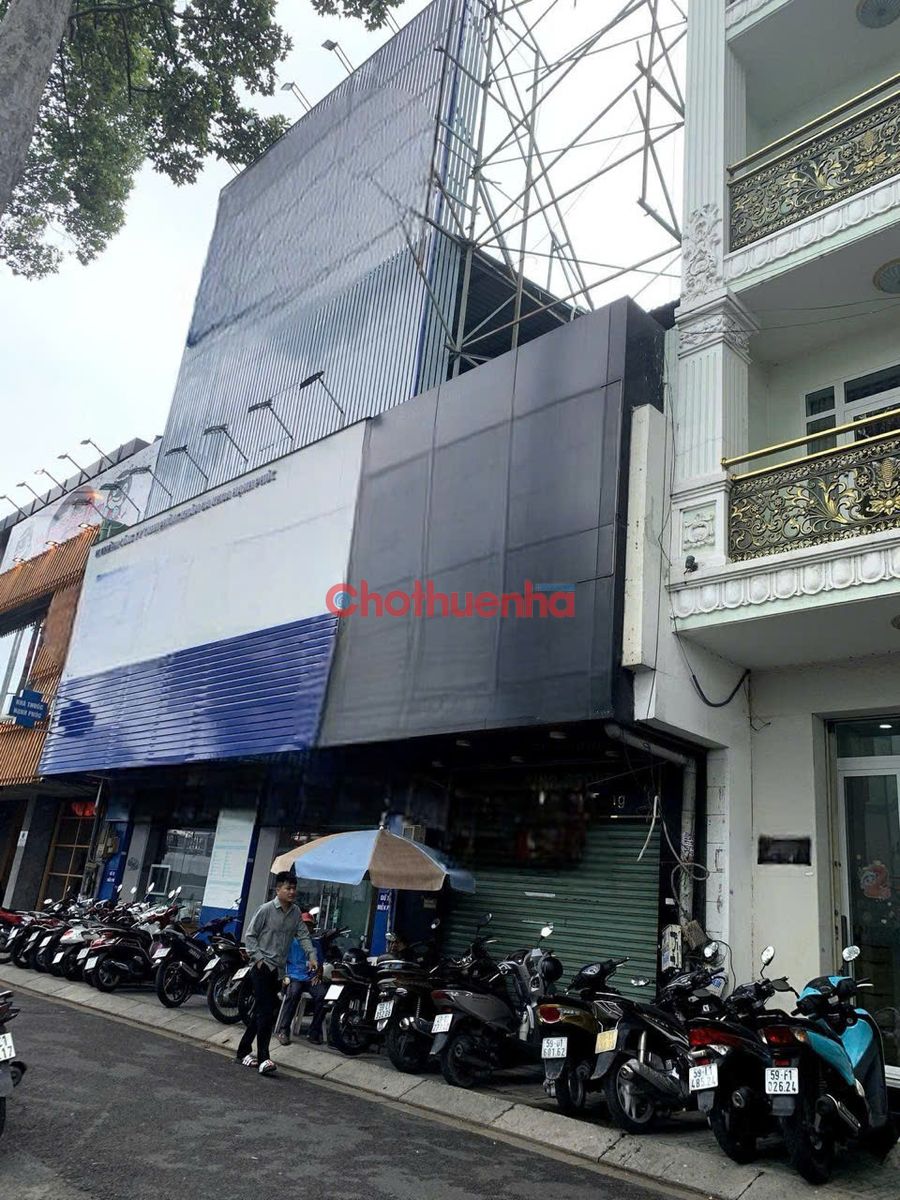 Cho thuê nhà mặt tiền đường 3/2, Phường 12, Q.10