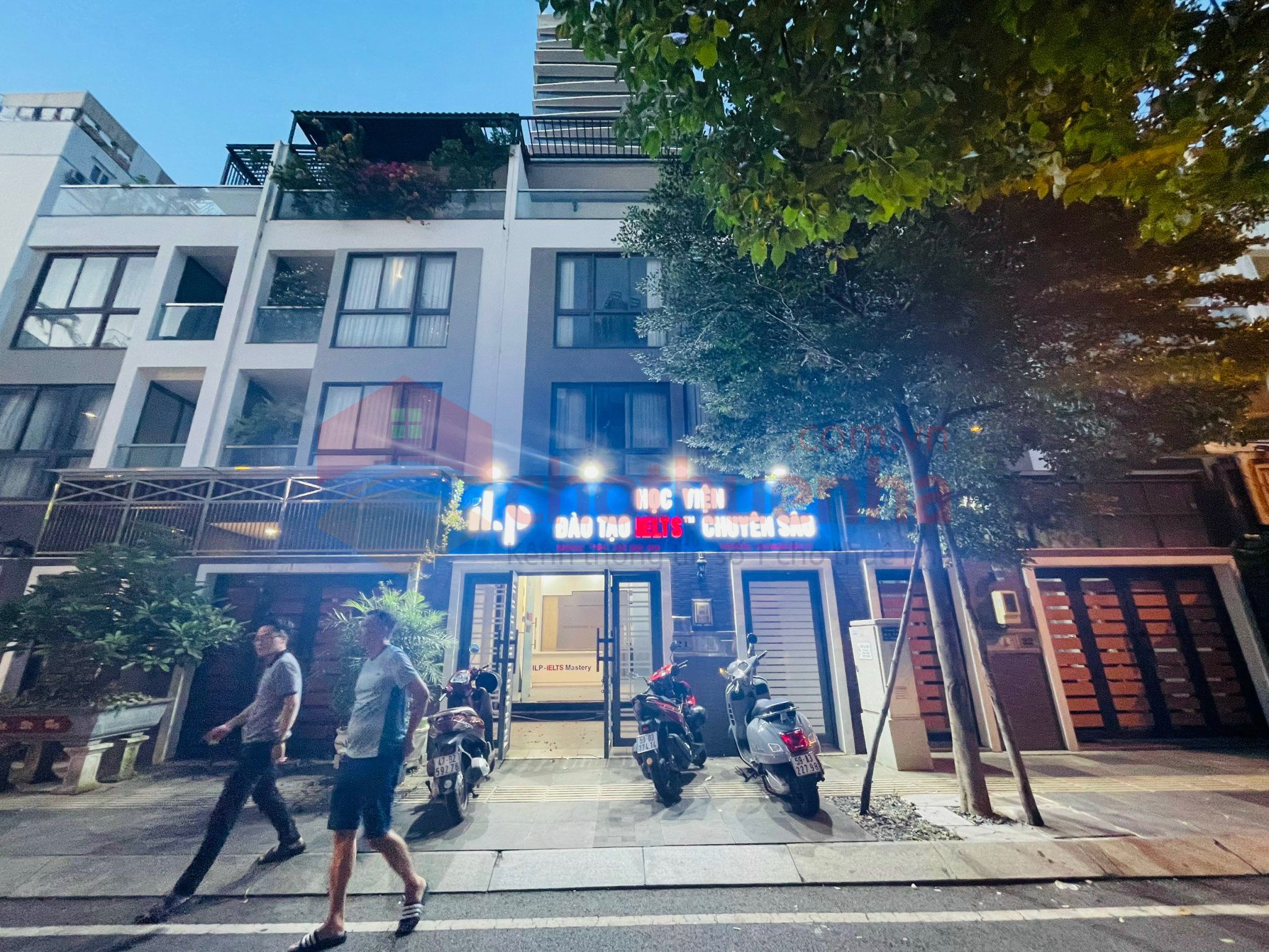 CHO THUÊ NHÀ DT NGANG 5.5x16M, MẶT TIỀN ĐƯỜNG SỐ 7, KHU HÀ ĐÔ XENTROSA, QUẬN 10, GIÁ 6x