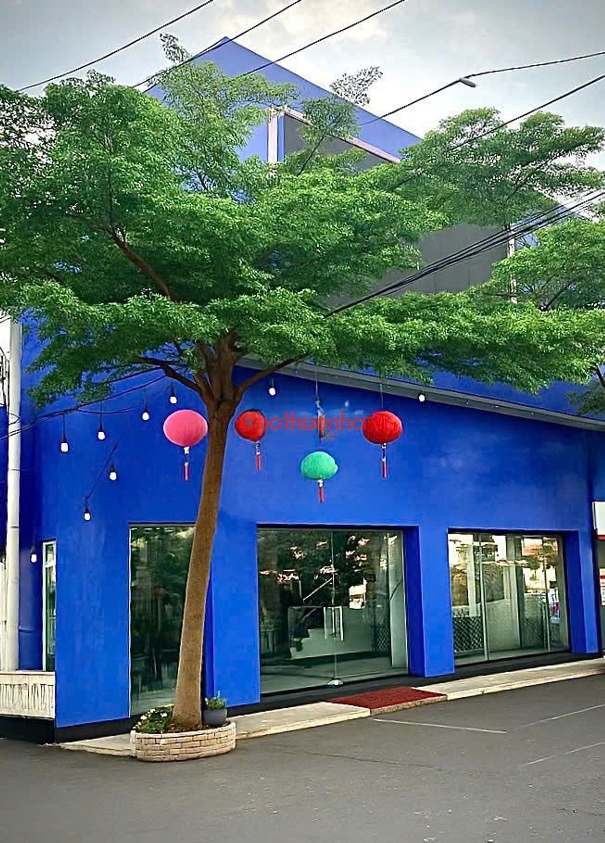 CHO THUÊ NHÀ GÓC 2 MẶT TIỀN ĐƯỜNG QUANG TRUNG QUẬN GÒ VẤP GẦN TTTM STARMART - MẶT TIỀN NGANG HƠN 12 MÉT SIÊU RỘNG !