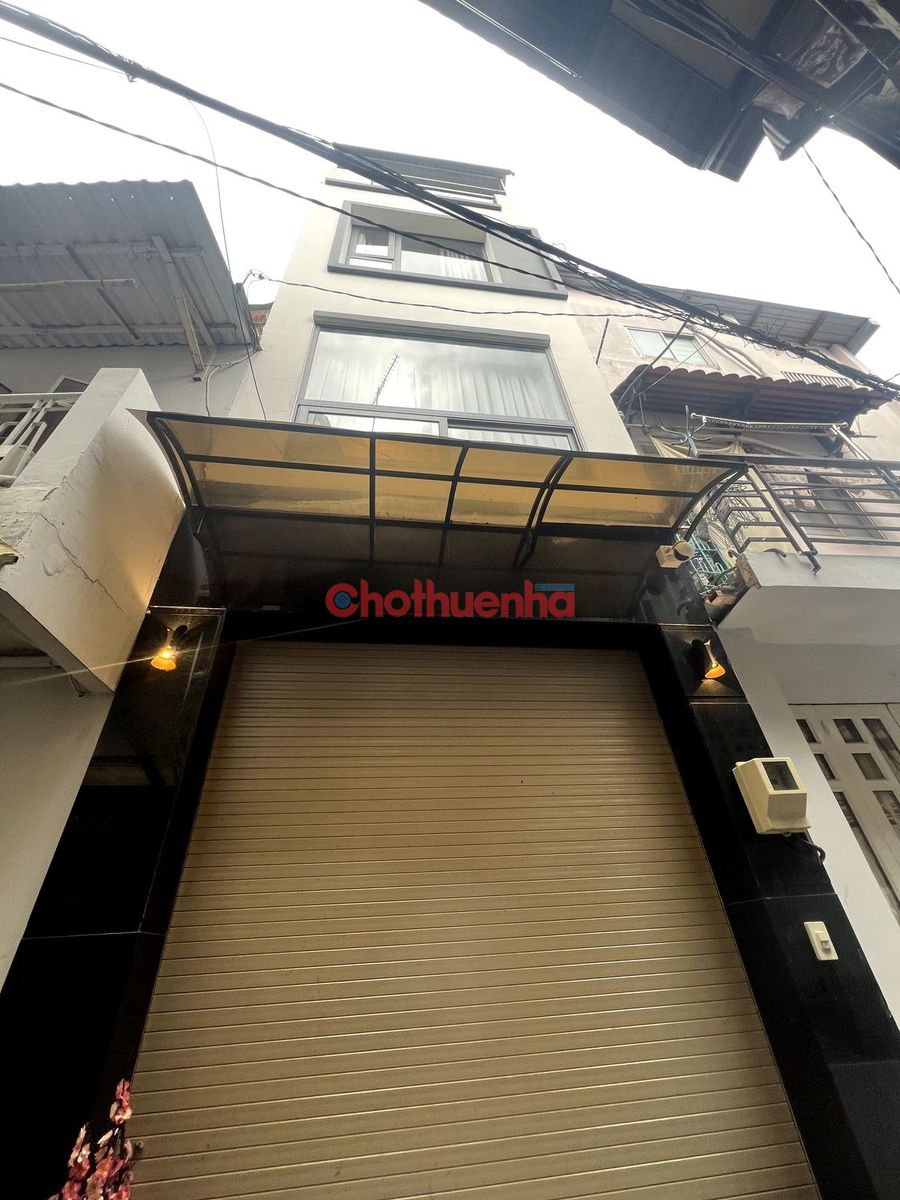 Cho thuê nhà full nội thất đường Trường Sa, Phường Tân Định, Quận 1