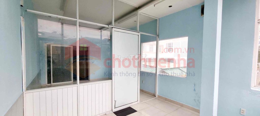 Cho thuê nhà nguyên căn 3/2, P12, Quận 11, 3.5x11m, 3 Tầng