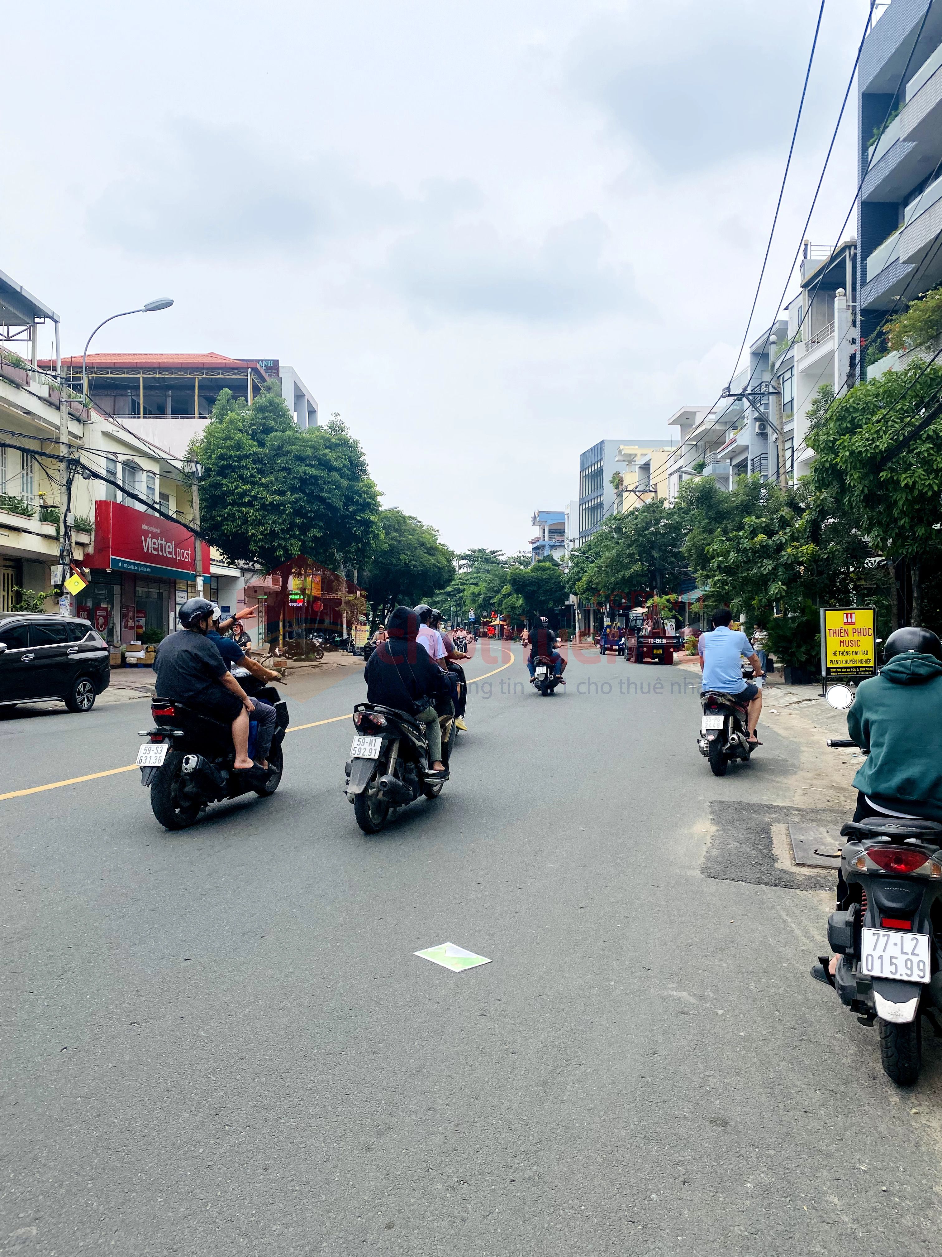 SIÊU PHẨM NHÀ MẶT TIỀN BÌNH THẠNH CHỈ 4 X 25 4 PHÒNG NGỦ CHỈ 35 TRIỆU, RẤT PHÙ HỢP LÀM VĂN PHÒNG