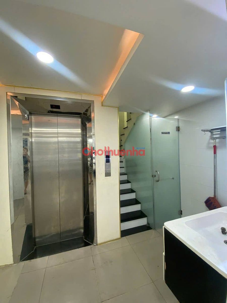 CHO THUÊ TÒA NHÀ MT LÝ THÁI TỔ – PHƯỜNG 1, QUẬN 3 - CÓ THANG MÁY