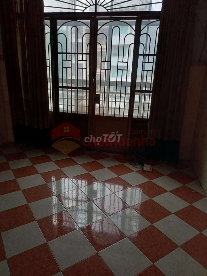 Cho thuê Nhà Mặt Tiền 3/2, P6, Trung Tâm Quận 11, Phố Ẩm Thực Sầm Uất, 3.7x11m, 3 Tầng