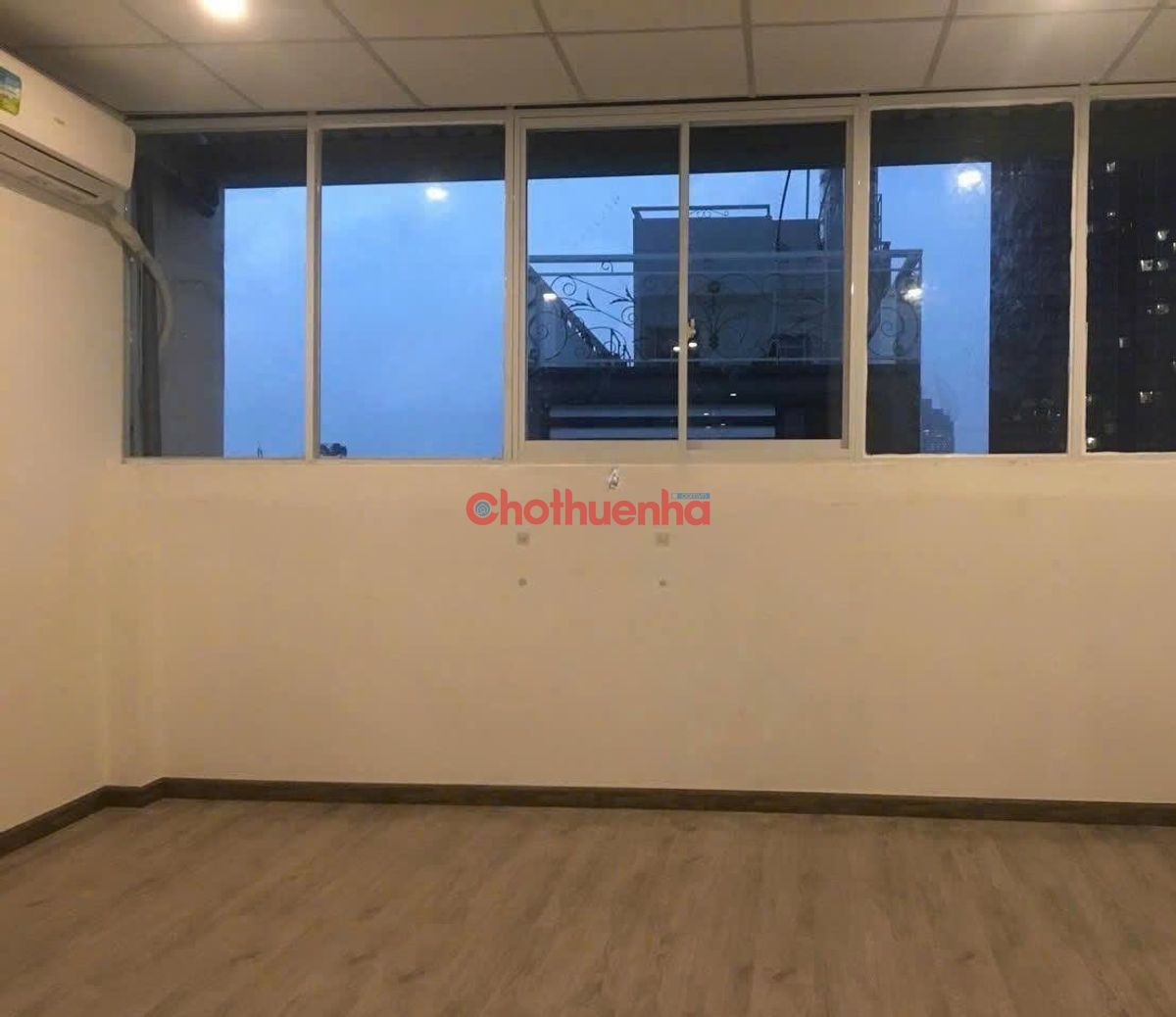 CHO THUÊ NHÀ NGUYÊN CĂN NGUYỄN HỮU CẢNH, BÌNH THẠNH VỊ TRÍ ĐẸP, DỄ KINH DOANH
