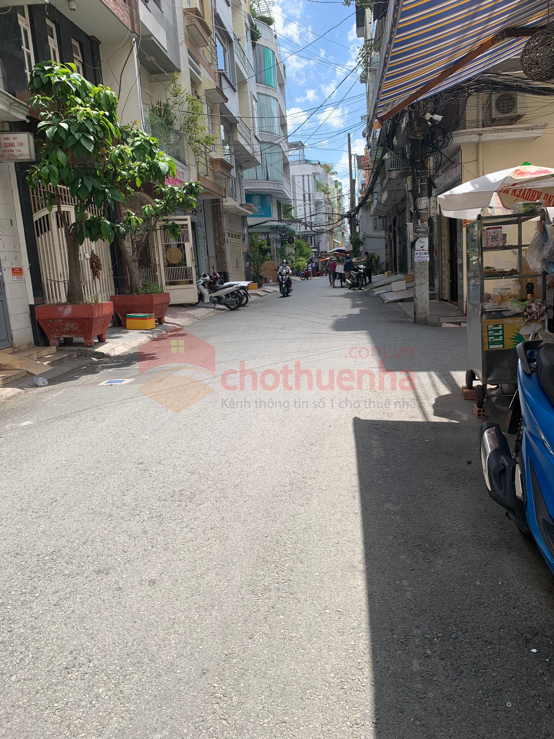 Cho Thuê Nhà 6 Phòng Ngủ Đường Tô Hiến Thành, Phường 13, Quận 10.