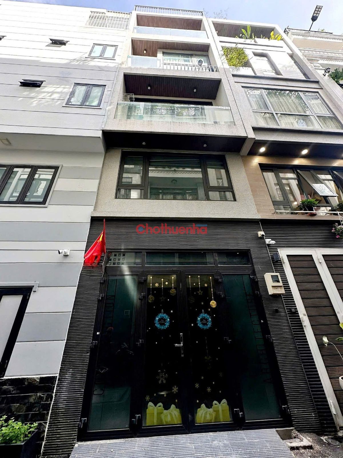 CHO THUÊ NHÀ CÓ THANG MÁY, HẺM OTO HỒ BIỂU CHÁNH, PHÚ NHUẬN