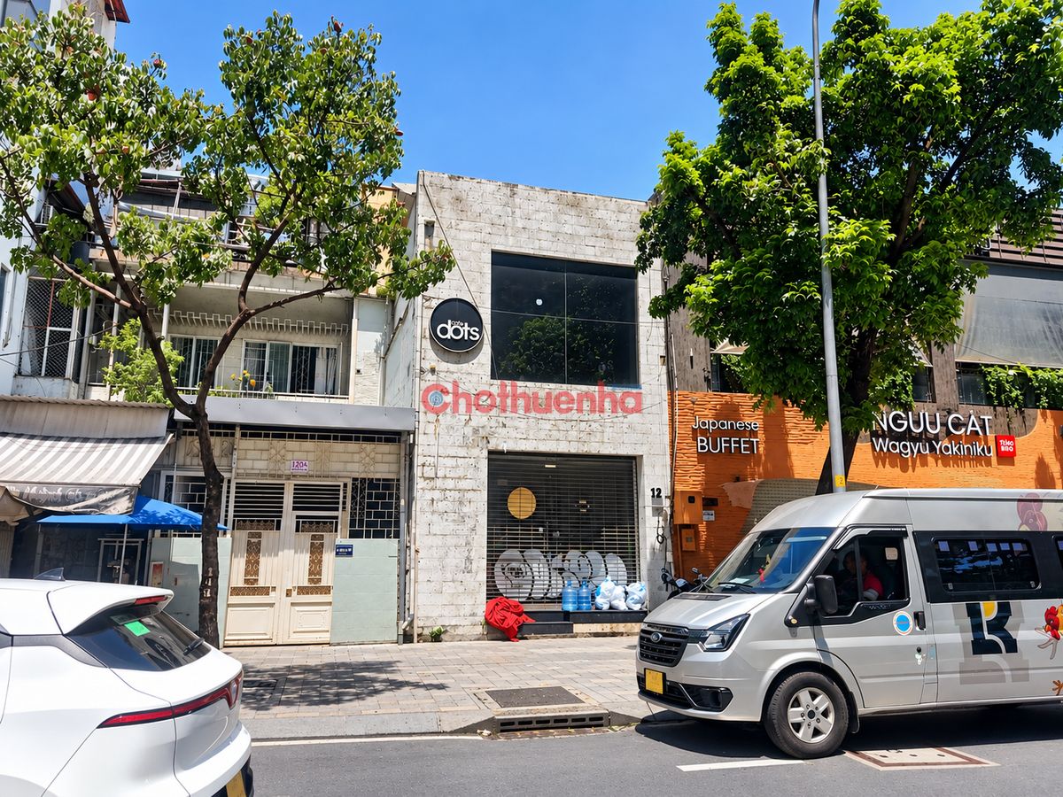 CHO THUÊ NHÀ MẶT TIỀN 120 NGUYỄN ĐÌNH CHIỂU QUẬN 1 – PHÙ HỢP ĐA NGÀNH