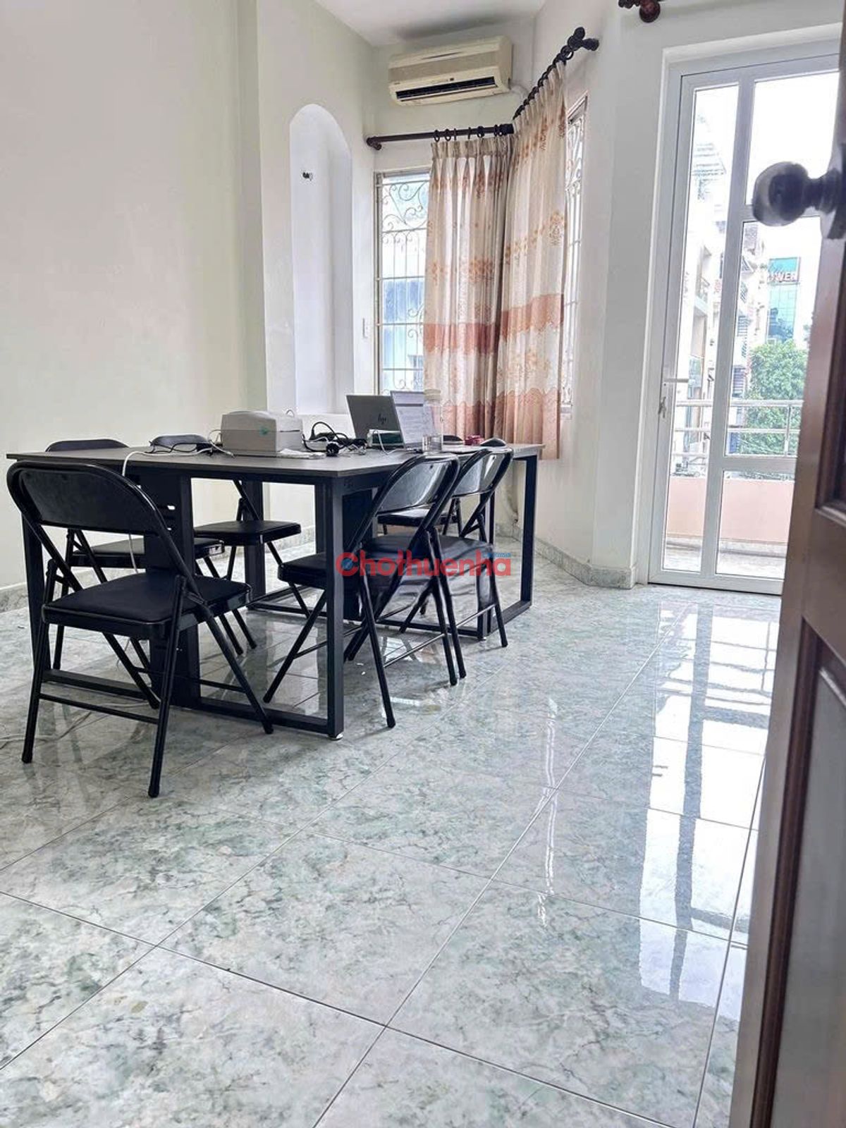 Cho thuê nhà nguyên căn Tô Hiến Thành, Quận 10 - Nhà mới đẹp - Gia Tốt Trong Khu