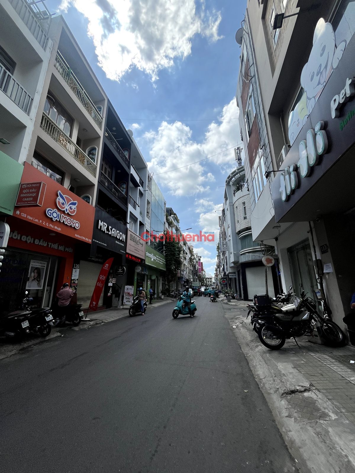 Cho thuê nhà mặt tiền đường Hoa gần Phan Xích Long - nhà mới đẹp - 8 phòng 