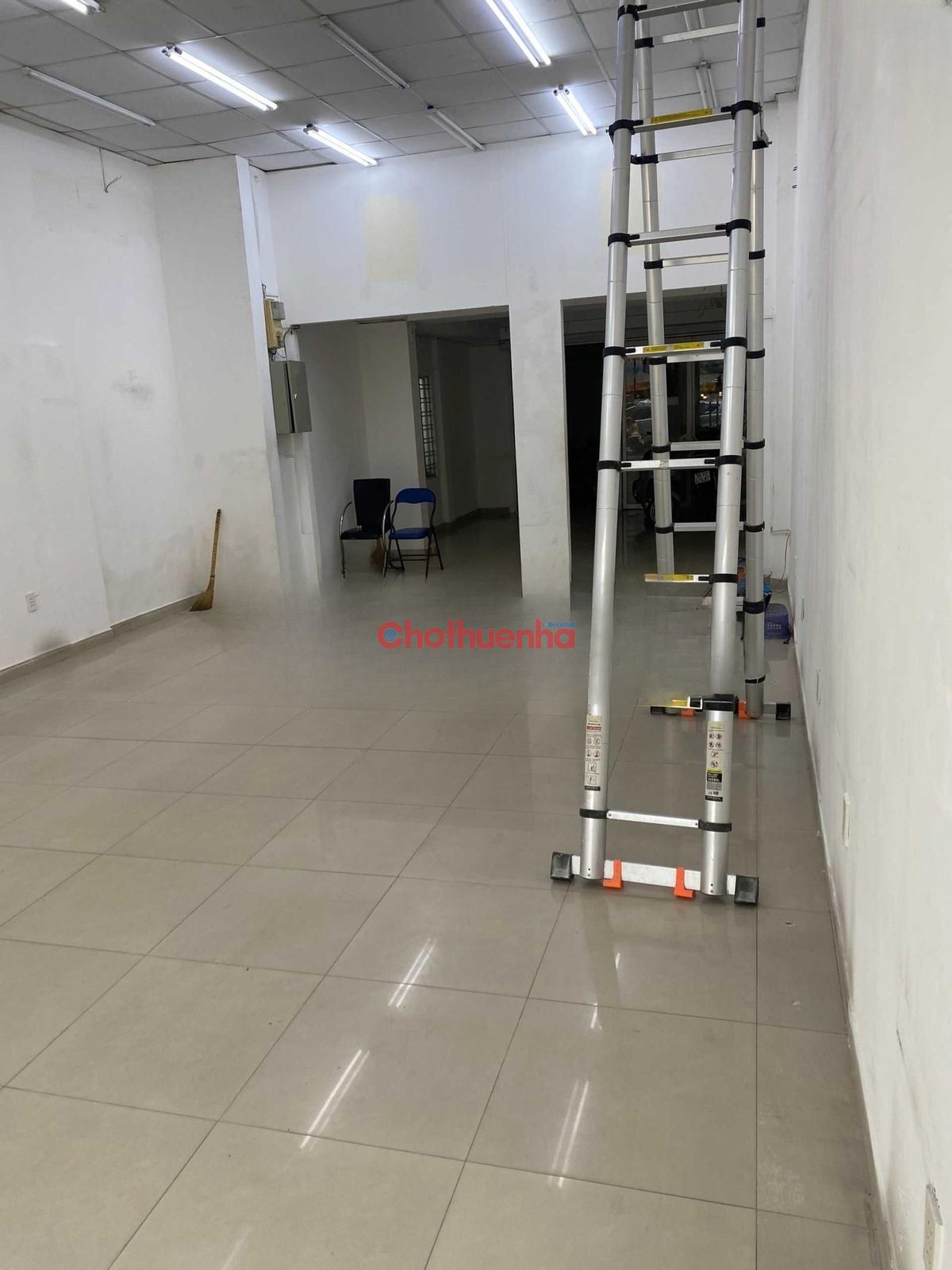 Mặt tiền đường Cách mạng tháng 8 quận 3 - Sàn suốt