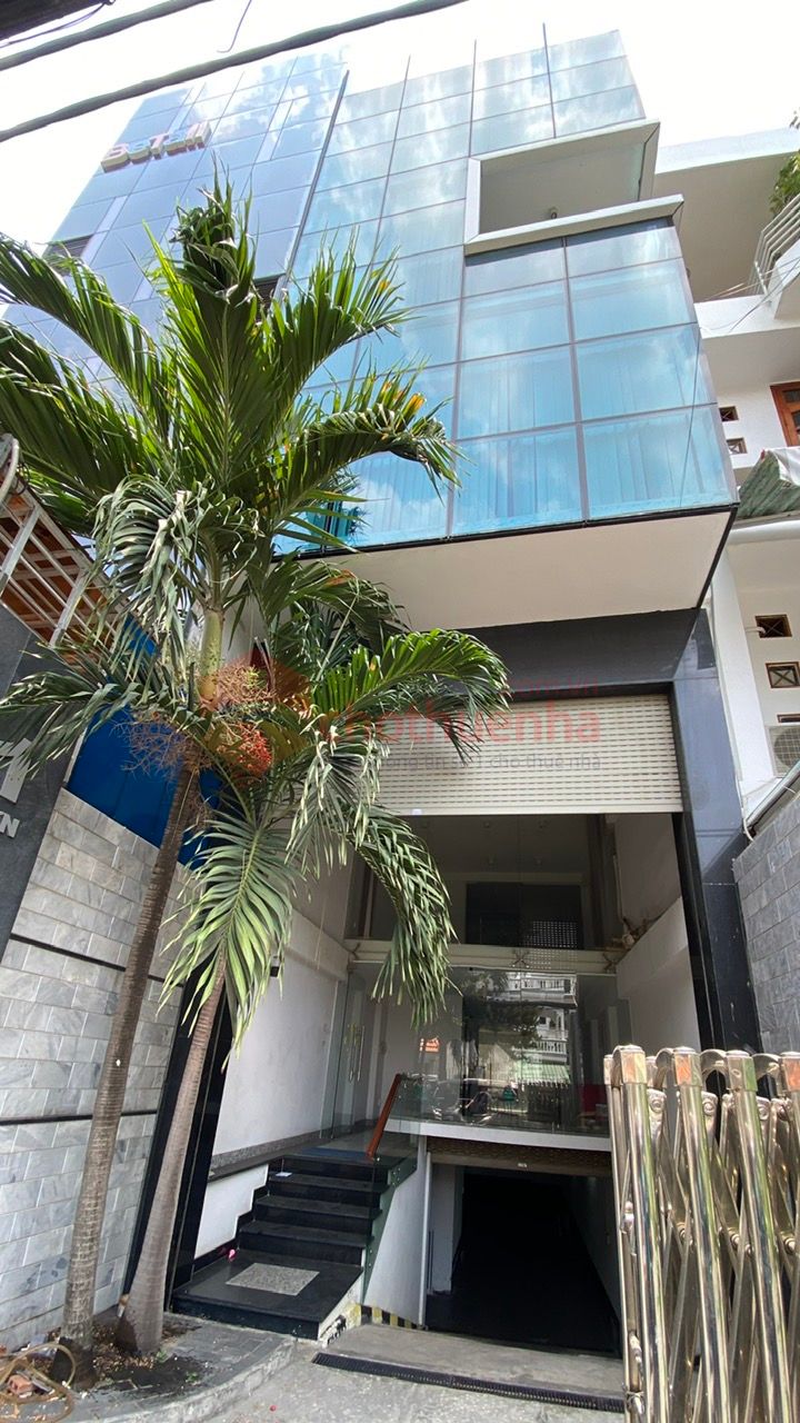 CHO THUÊ TÒA NHÀ GẦN TRỤC ĐƯỜNG PHAN ĐĂNG LƯU - ĐƯỜNG LỚN ĐẬU XE HƠI, XE TẢI THOẢI MÁI