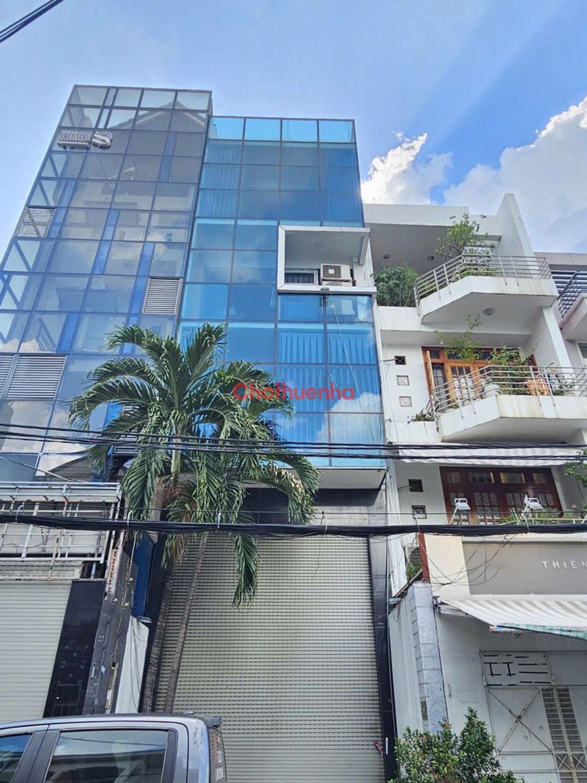CHO THUÊ TÒA NHÀ GẦN TRỤC ĐƯỜNG PHAN ĐĂNG LƯU - ĐƯỜNG LỚN ĐẬU XE HƠI, XE TẢI THOẢI MÁI