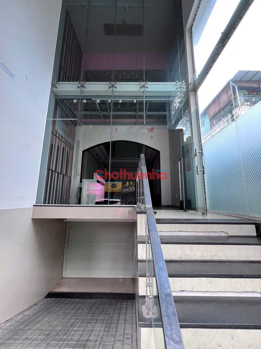 CHO THUÊ MẶT BẰNG TRUNG TÂM NGUYỄN TRÃI, QUẬN 5