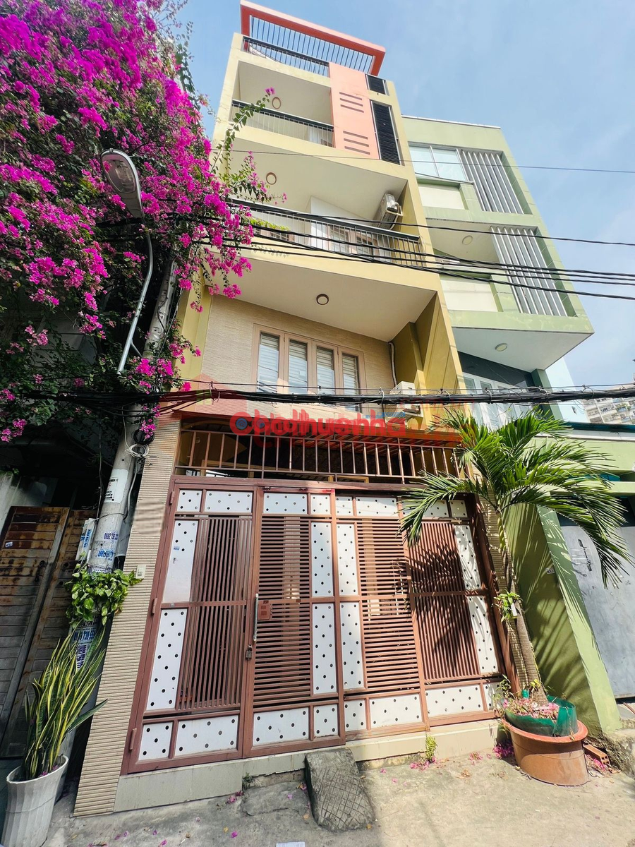 Cho thuê nhà nguyên căn đường Phạm Viết Chánh, Quận Bình Thạnh. Vị trí gần Quận 1