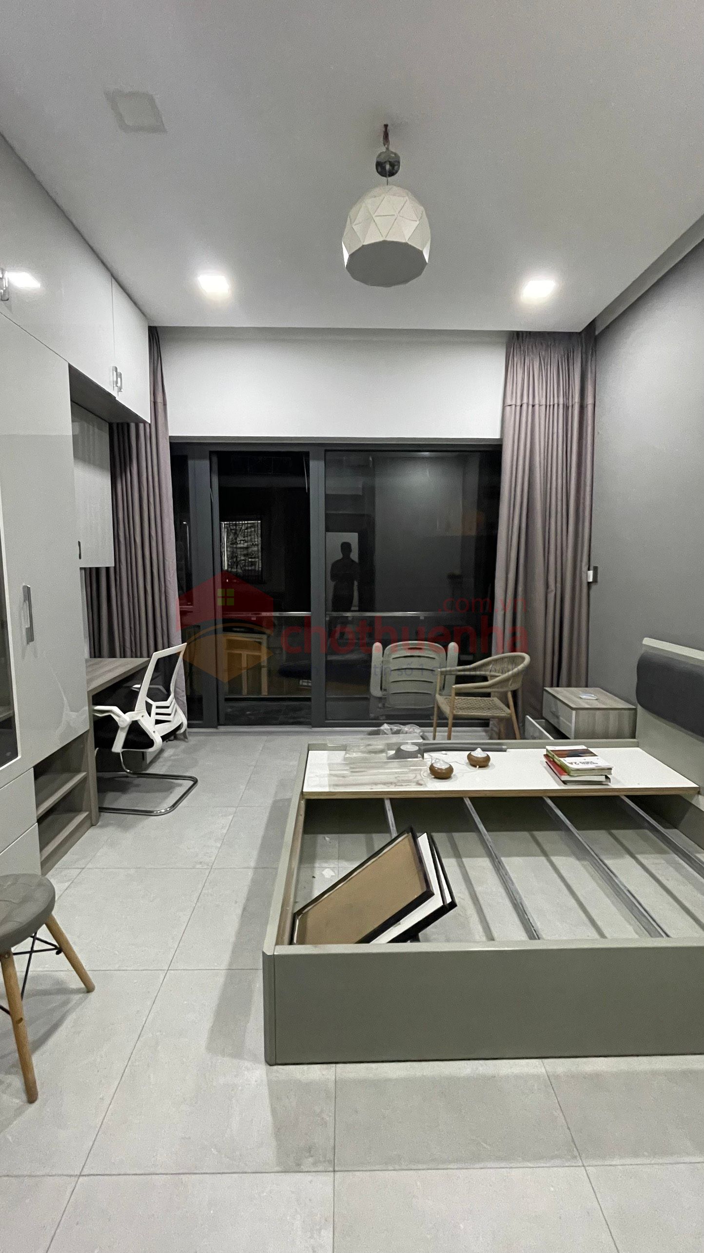 Cho Thuê Nhà 3 Phòng Ngủ Đầy Đủ Nội Thất Cao Cấp Khu Cư Đô Thành, Quận 3.