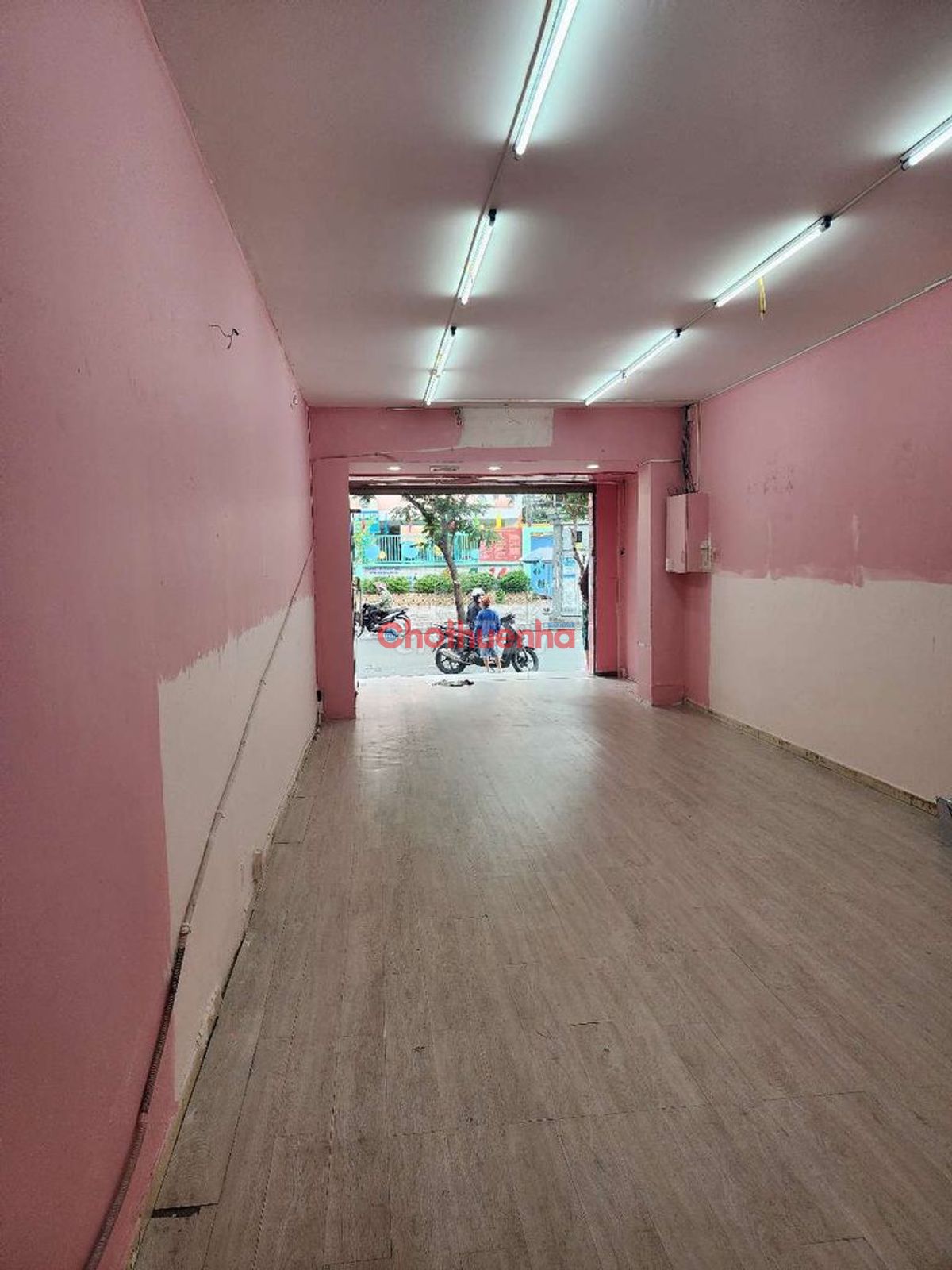 Cho thuê mặt bằng Lê Văn Sỹ , Quận 3