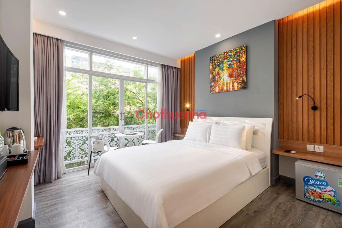 Cho Thuê Khách Sạn Mặt Tiền Lê Thánh Tôn ,Phường Bến Thành, Quận 1, 15 phòng