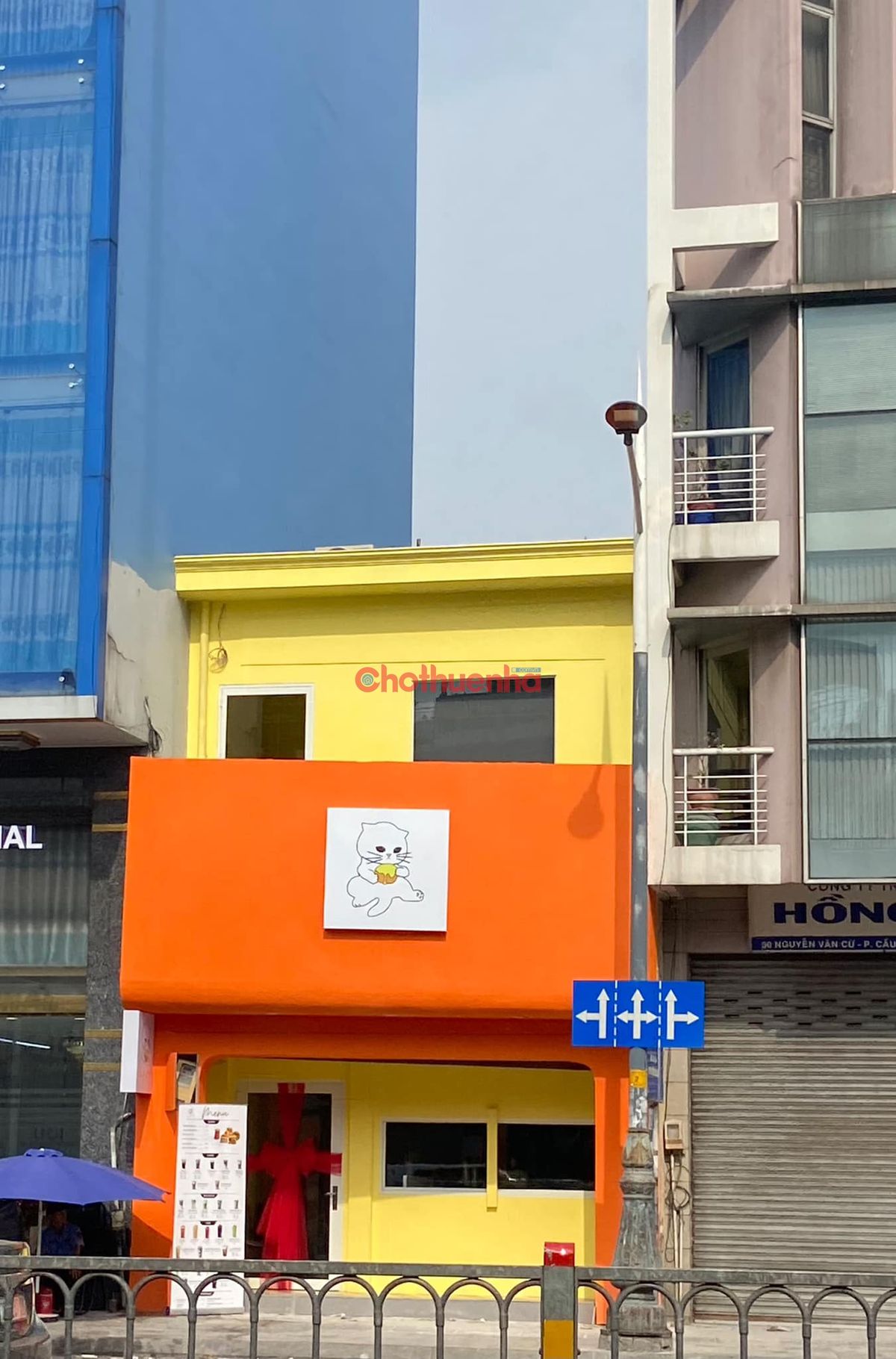 Cho thuê nhà mặt tiền  đường Nguyễn Văn Cừ, Quận 1 kinh doanh tự do