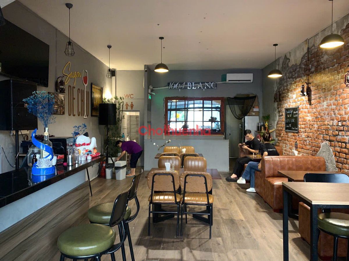 Cho thuê mặt bằng lầu 2 đường Tôn Thất Đạm - sát khu phố đi bộ Nguyễn Huệ - Quận 1