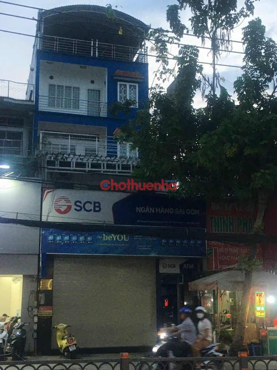 Cho thuê nhà mặt tiền đường Quang Trung, trệt 4 lầu trống suốt