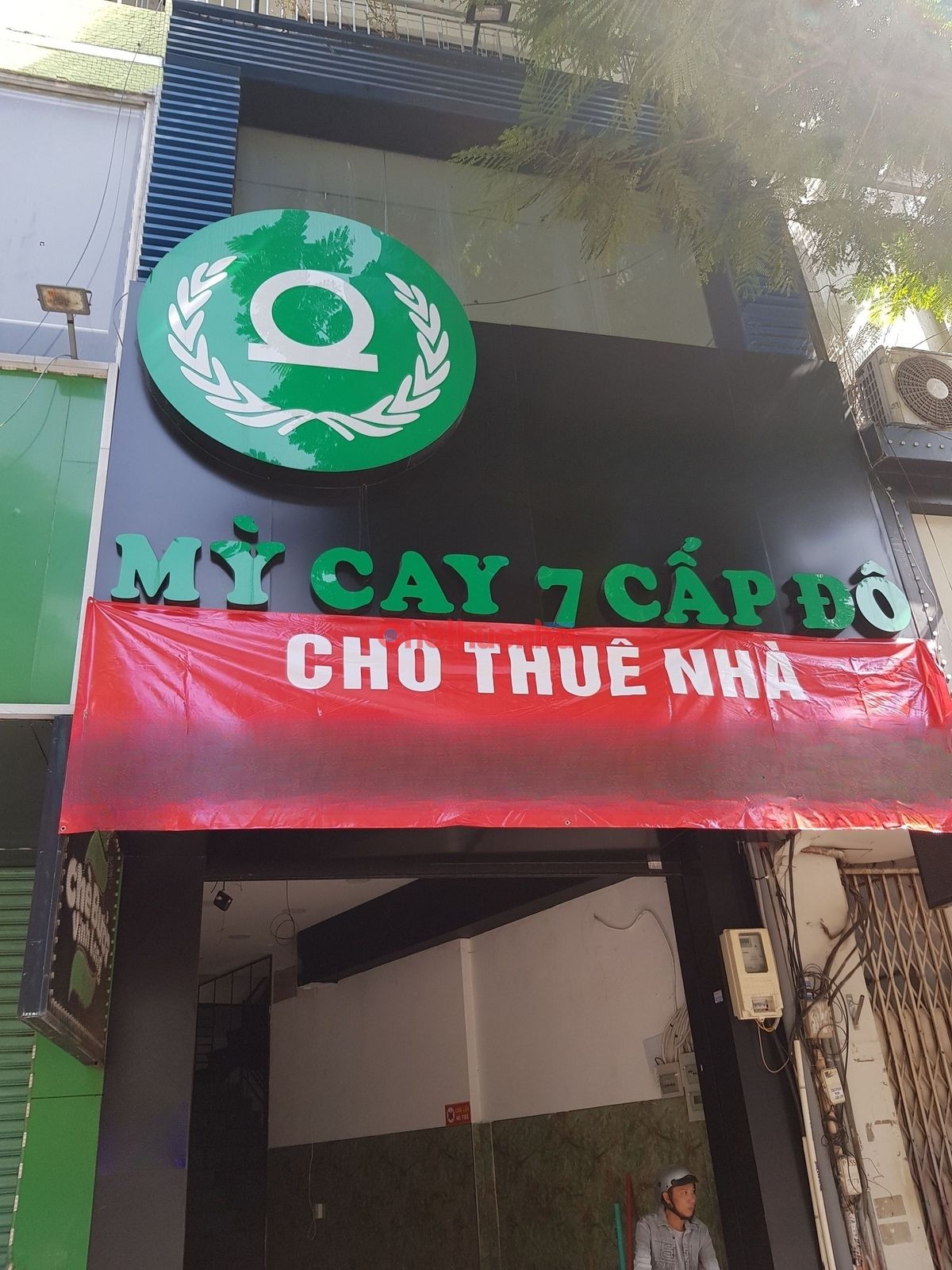 Cho thuê nhà mặt tiền đường Lê Văn Sỹ, Phường 14, Quận 3 - Trệt, 3 Lầu