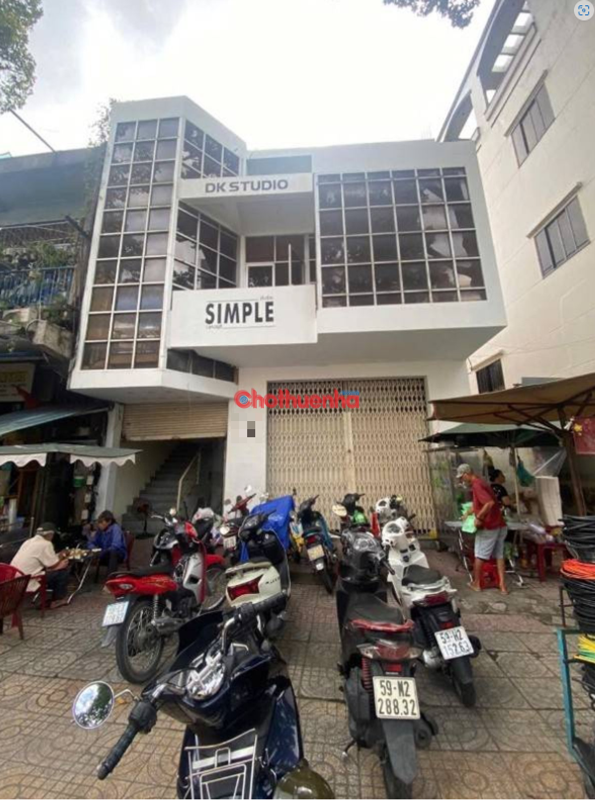 Cho thuê nhà mặt tiền đường Tạ Uyên, DT 9x50m, trệt, 2 lầu, nhà trống suốt 