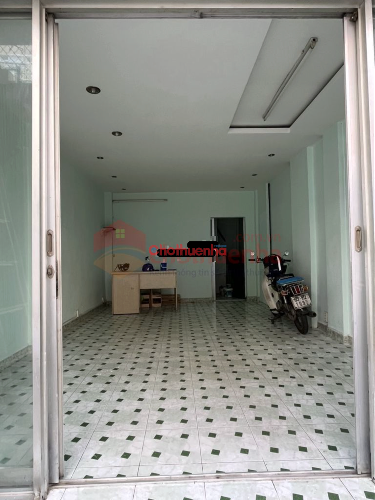 Cho thuê nhà hẻm xe hơi đường Nguyễn Thái Bình, P.12, Tân Bình - 4x10m, 38m2, Lối Đi Riêng