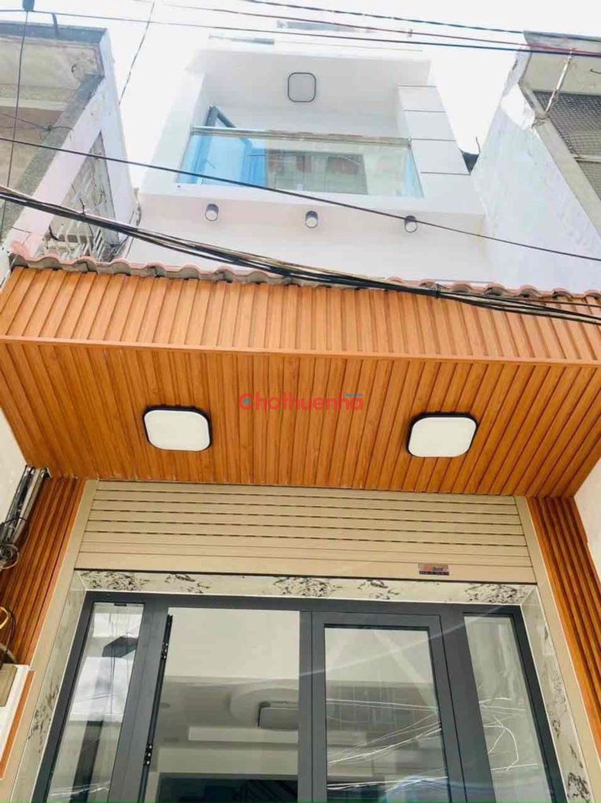 Cho thuê nhà có nội thất hẻm xe hơi đường Nguyễn Biểu, Phường 1, Quận 5